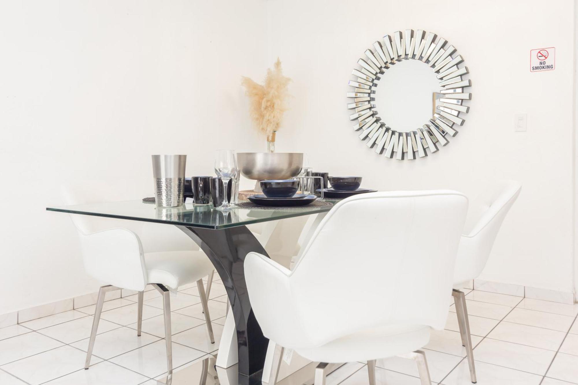 מיאמי One Bedroom Apartment - With Parking & Balcony - Heart Of Wynwood מראה חיצוני תמונה