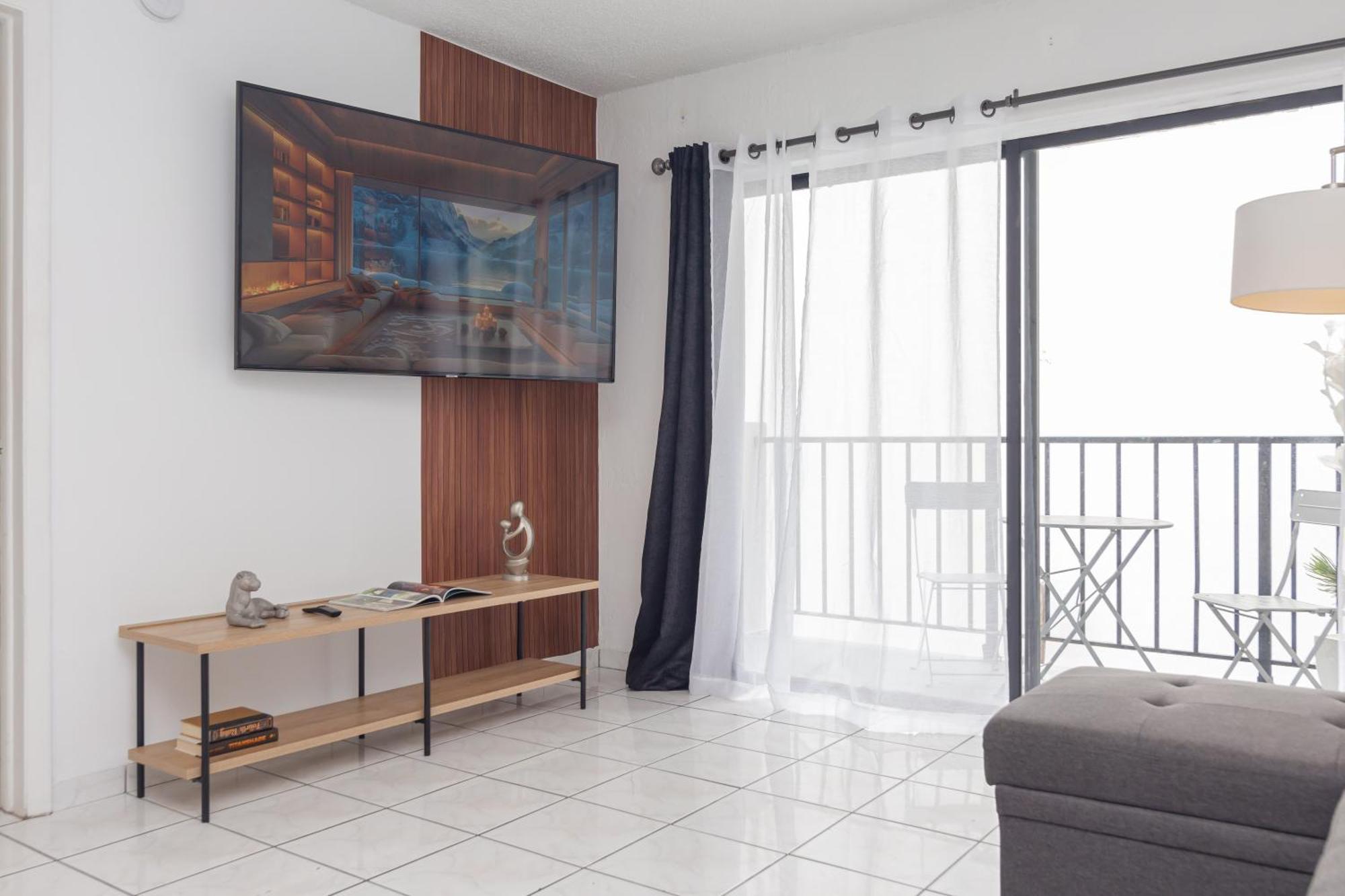 מיאמי One Bedroom Apartment - With Parking & Balcony - Heart Of Wynwood מראה חיצוני תמונה
