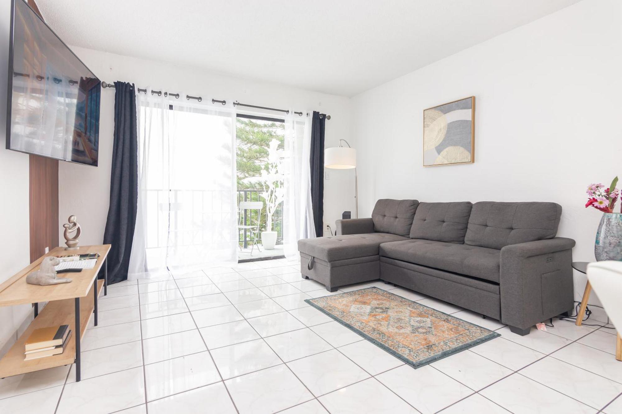 מיאמי One Bedroom Apartment - With Parking & Balcony - Heart Of Wynwood מראה חיצוני תמונה